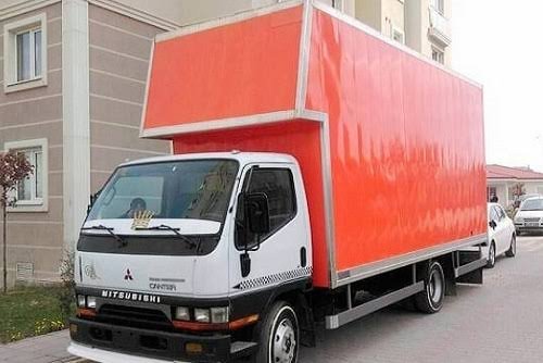 Kapalı kasa kamyonet